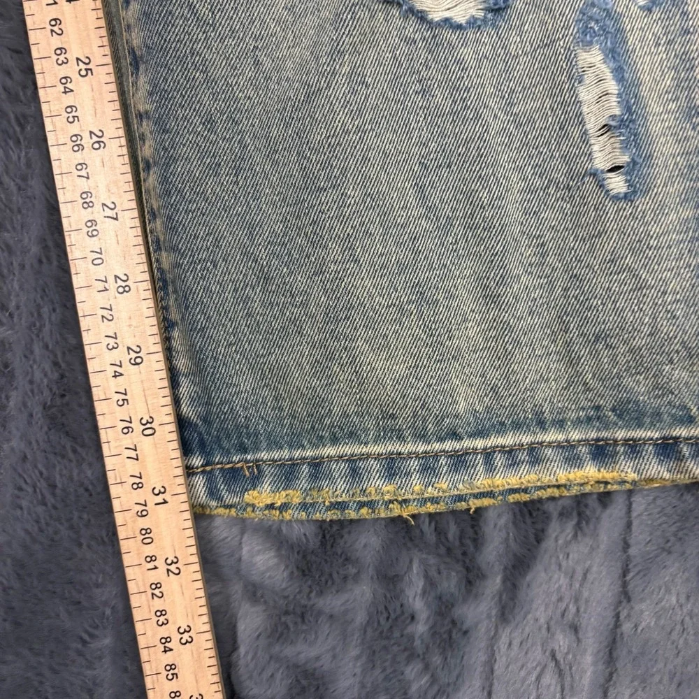 MNML Mens Distressed Relaxed Fit Denim Jeans Light Wash Ripped Size 30 RN139488